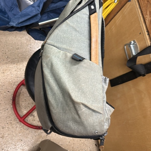 Peak Design 30L Everyday Pack - Picture 7 of 9